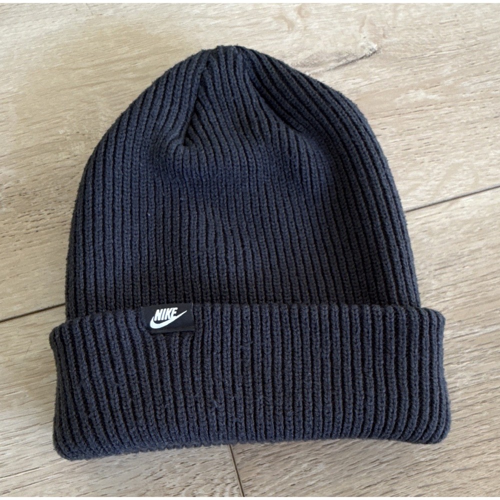Nike Peak Beanie Solid Black Unisex Adults One Size Cuffed Knit Hat